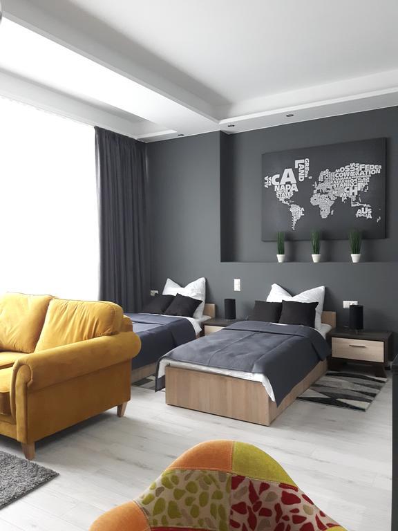 Apartamenty Centrum Krawiecka Zielona Gora  Bagian luar foto