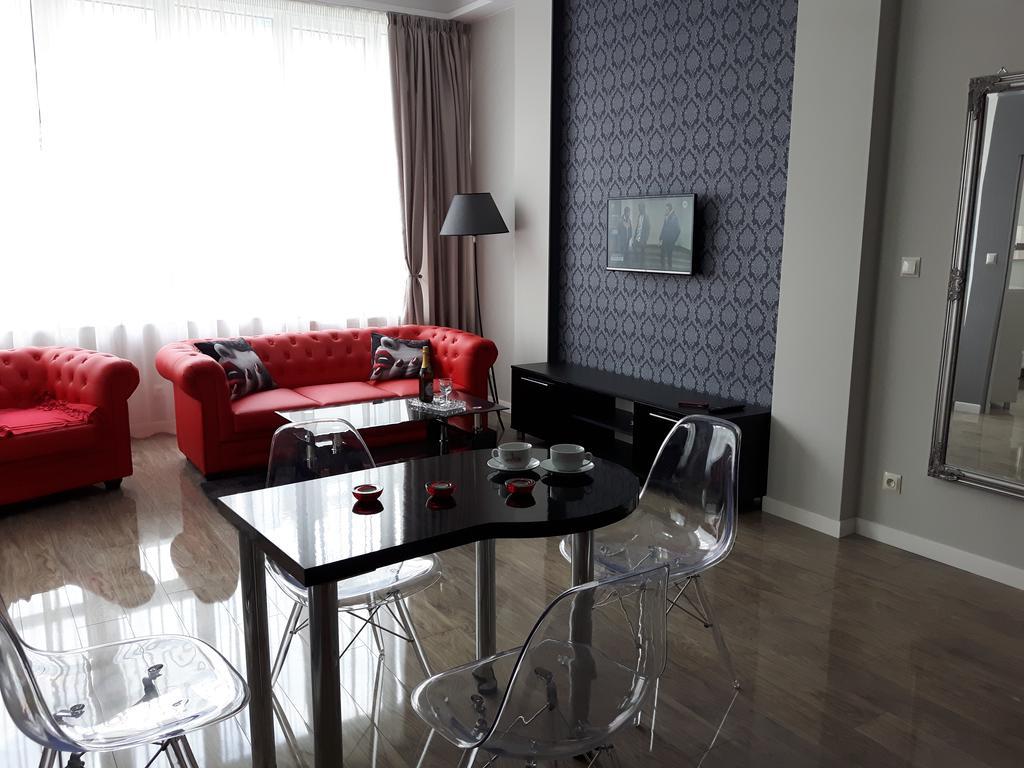 Apartamenty Centrum Krawiecka Zielona Gora  Bagian luar foto