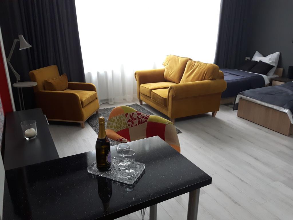 Apartamenty Centrum Krawiecka Zielona Gora  Bagian luar foto