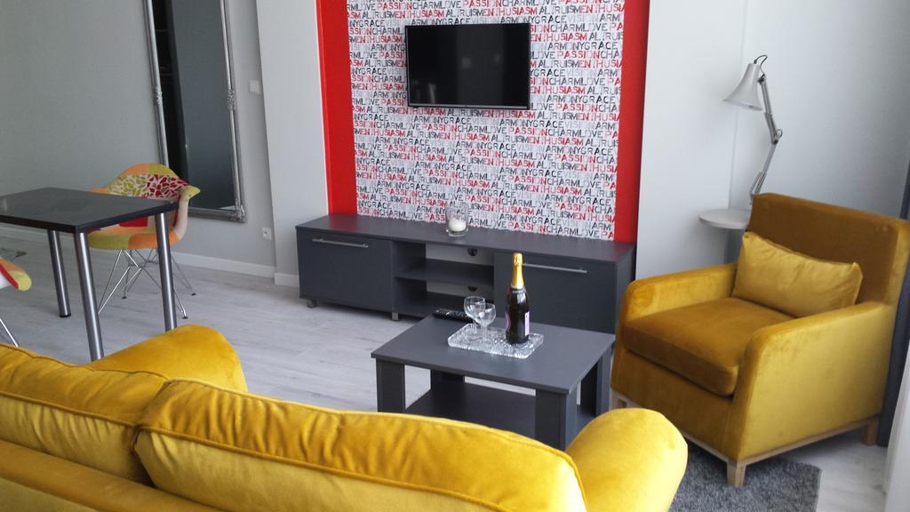 Apartamenty Centrum Krawiecka Zielona Gora  Bagian luar foto