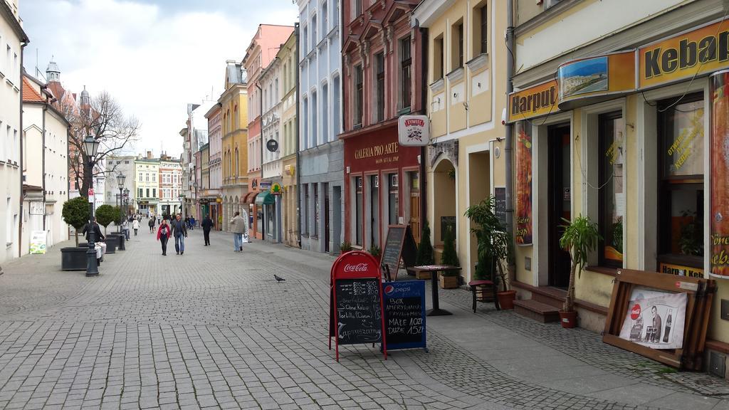 Apartamenty Centrum Krawiecka Zielona Gora  Bagian luar foto