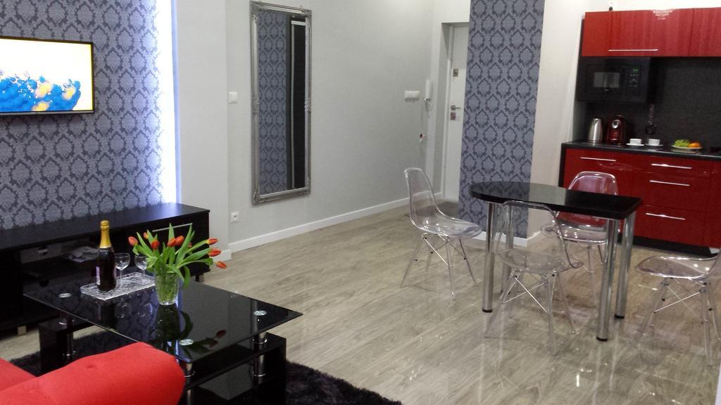 Apartamenty Centrum Krawiecka Zielona Gora  Bagian luar foto