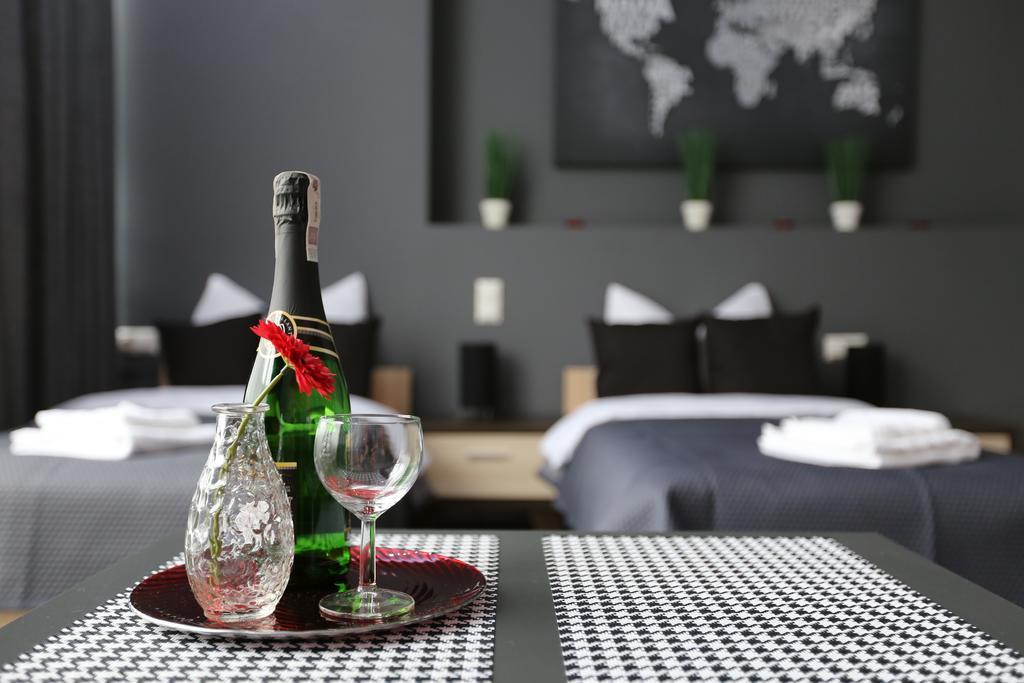 Apartamenty Centrum Krawiecka Zielona Gora  Bagian luar foto